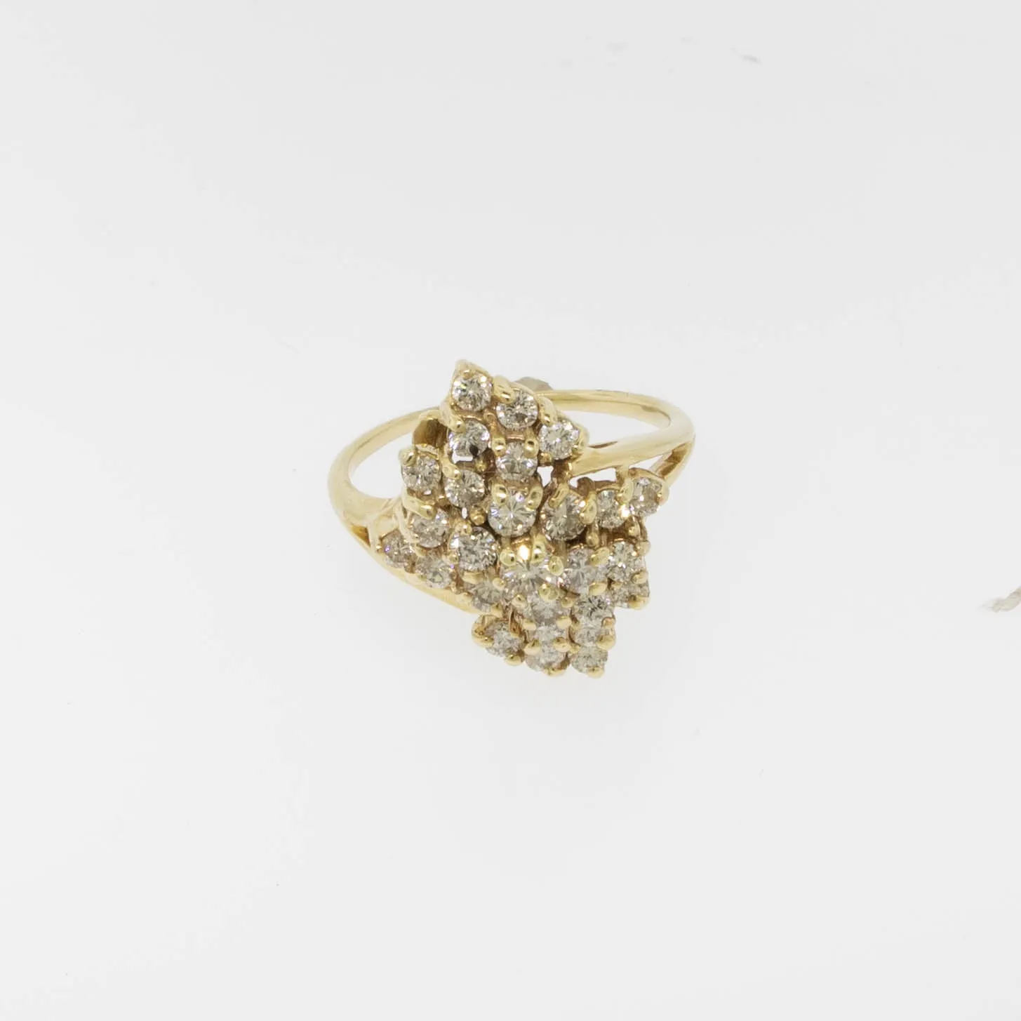 14K Yellow Gold Diamond Cluster Ring 1 CT TW (Size 7-3/8) (Estate Jewelry)