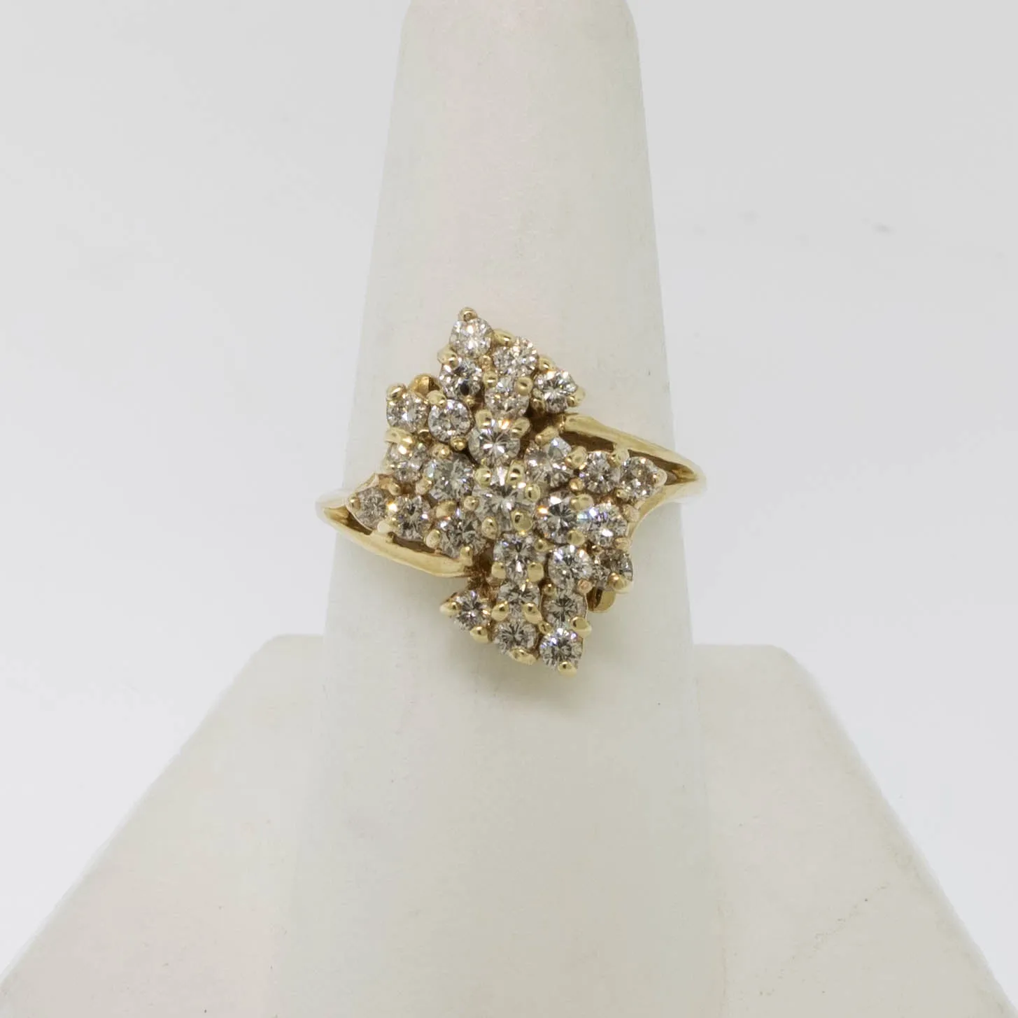 14K Yellow Gold Diamond Cluster Ring 1 CT TW (Size 7-3/8) (Estate Jewelry)