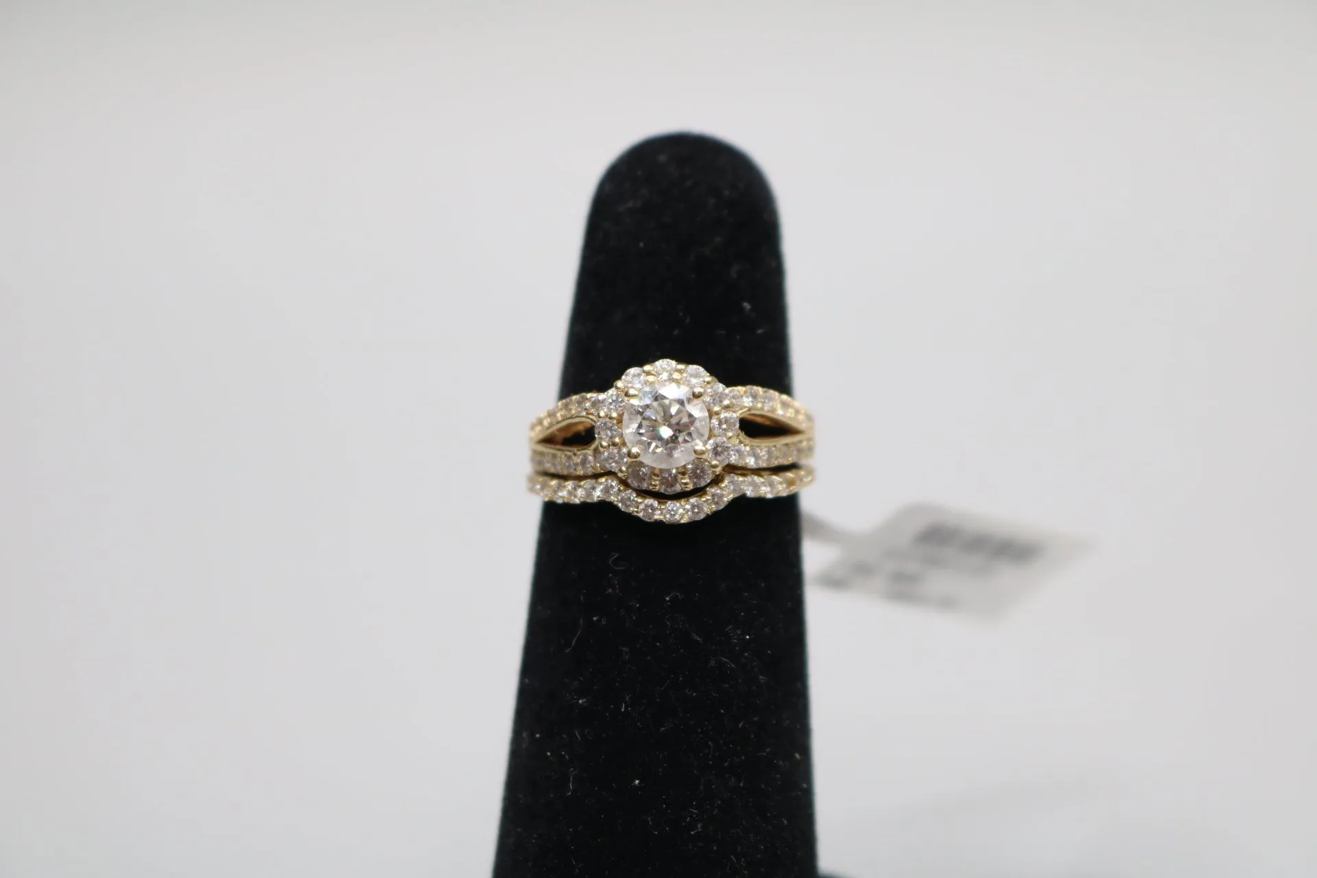 14K Yellow Gold Halo Diamond Wedding Set (Size 6 1/4) (1.42 CTW) (Local Purchase Only)