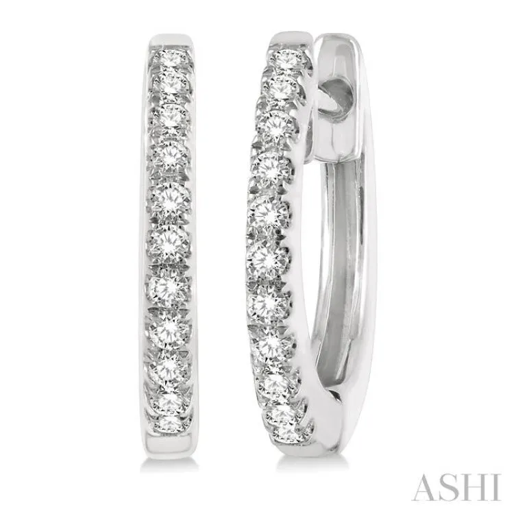 1/6 Ctw Round Cut Diamond Petite Fashion Huggie Earrings in 14K White Gold