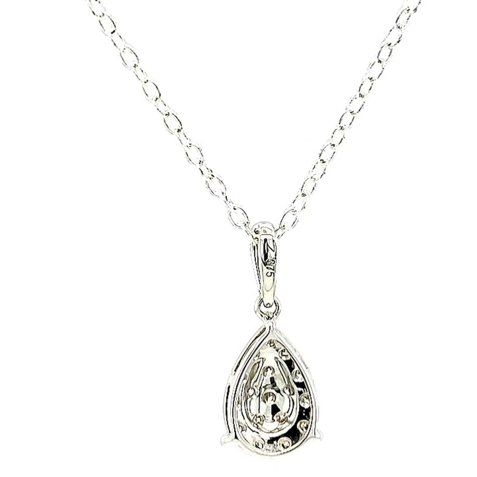 9ct White Gold Round Brilliant Cut 0.10 CARAT tw of Diamonds Pendant