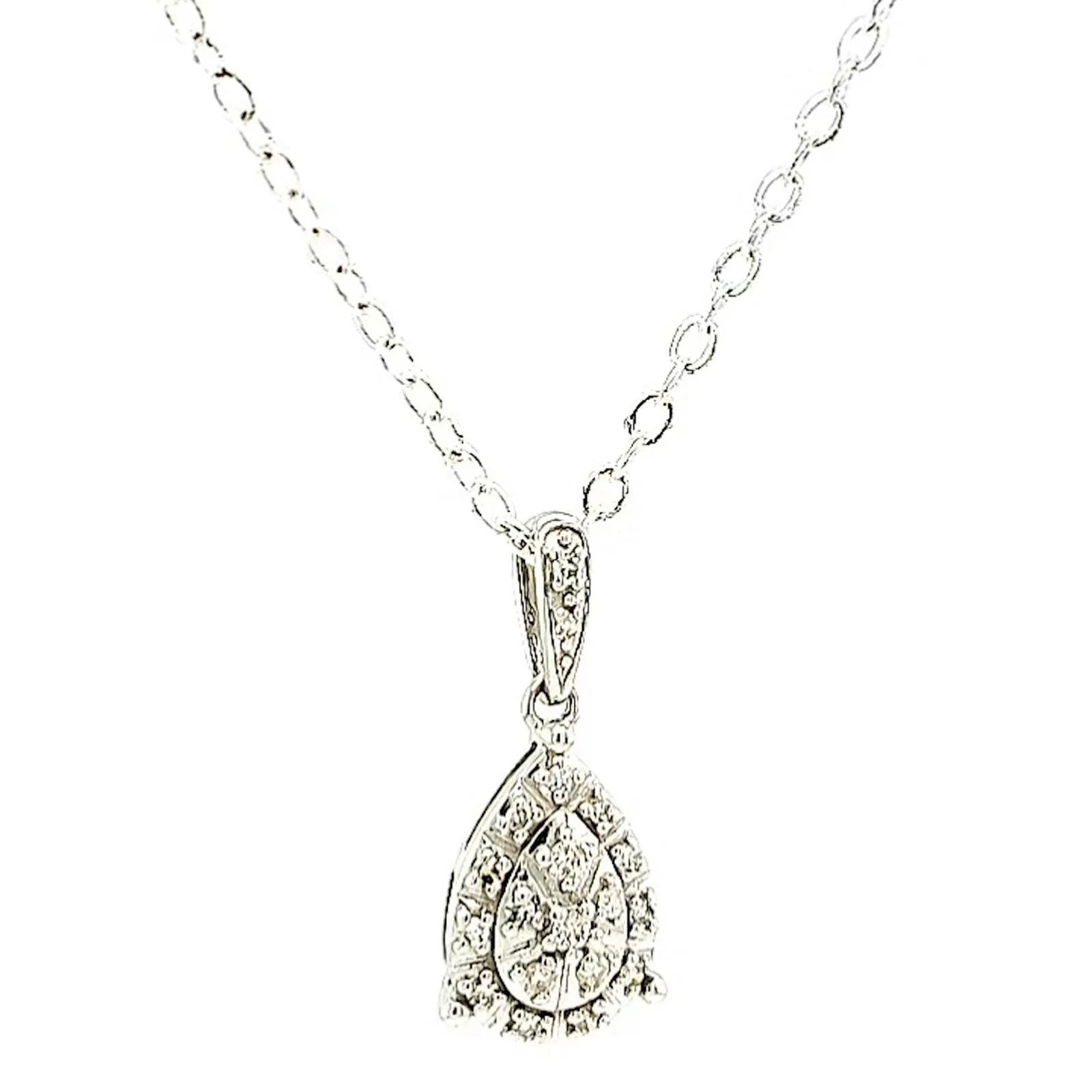 9ct White Gold Round Brilliant Cut 0.10 CARAT tw of Diamonds Pendant