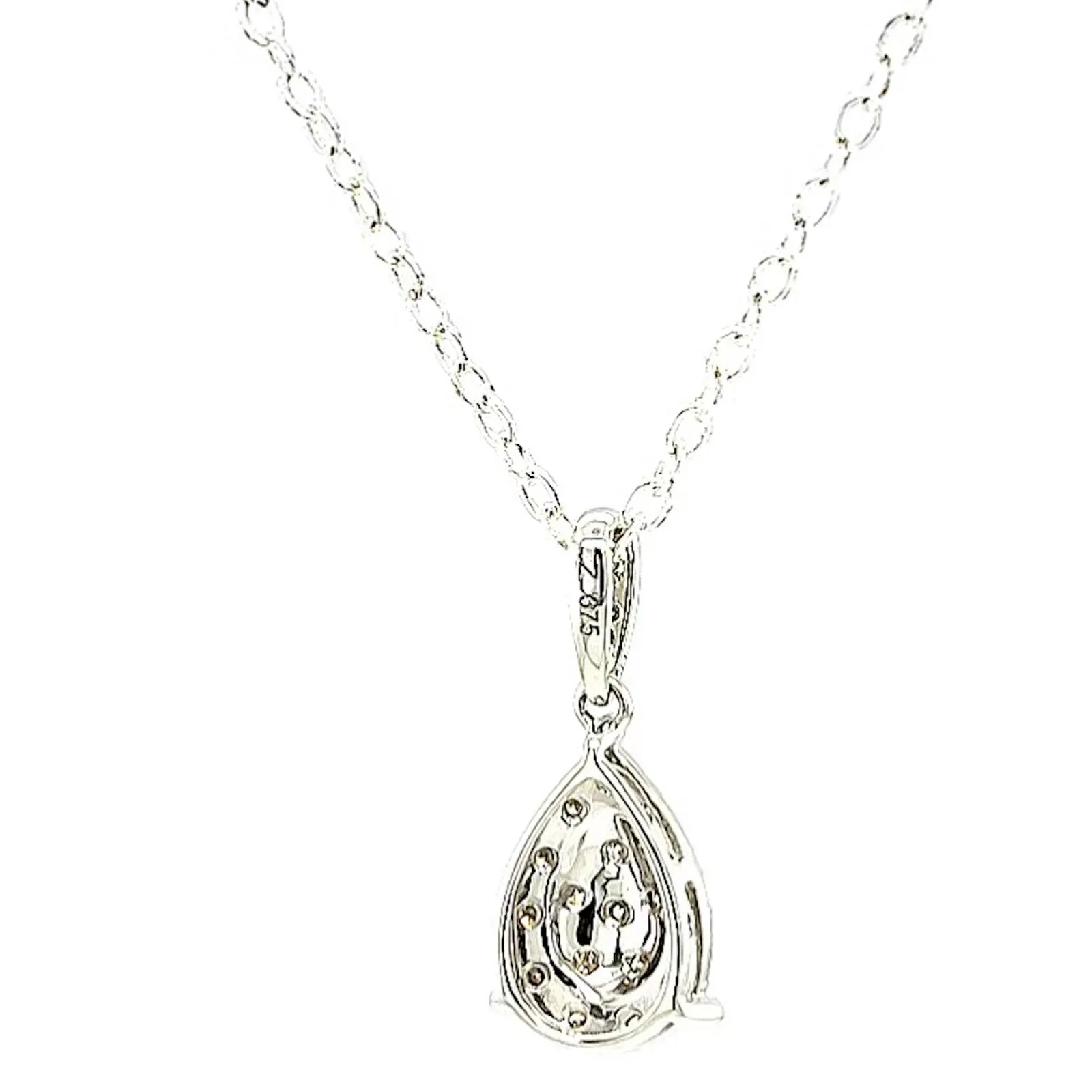 9ct White Gold Round Brilliant Cut 0.10 CARAT tw of Diamonds Pendant