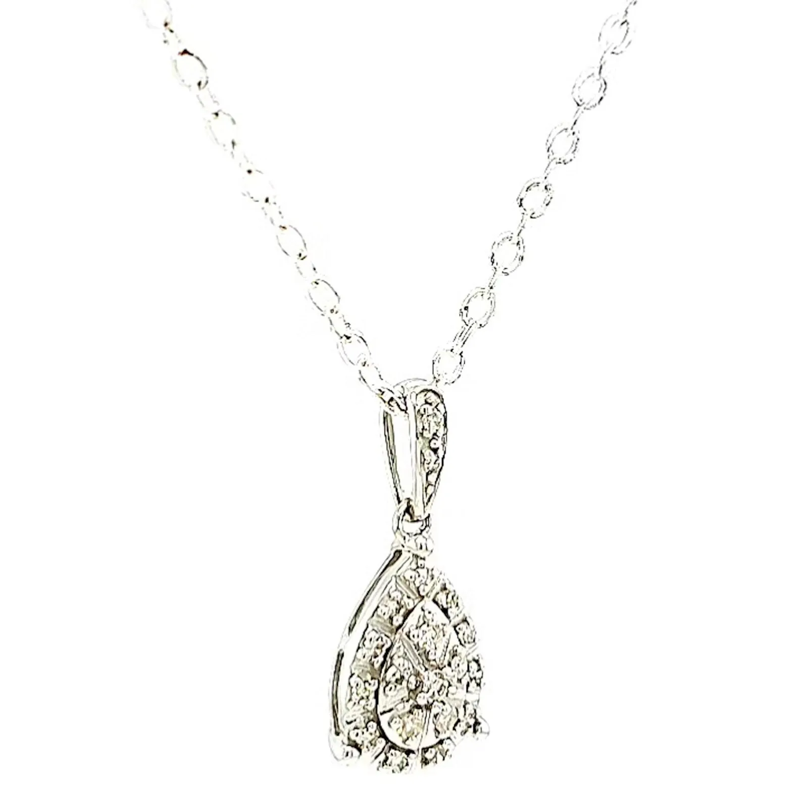 9ct White Gold Round Brilliant Cut 0.10 CARAT tw of Diamonds Pendant