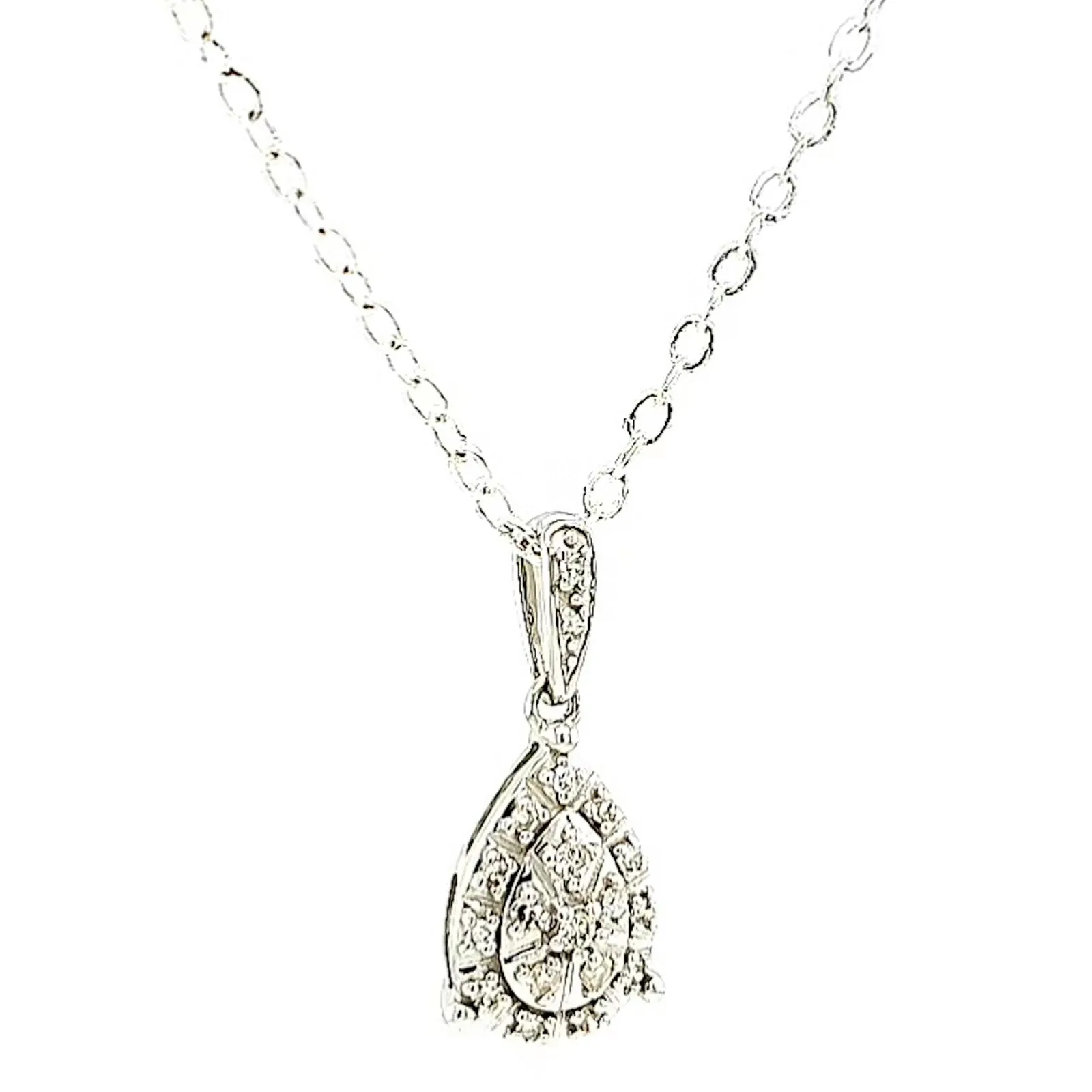 9ct White Gold Round Brilliant Cut 0.10 CARAT tw of Diamonds Pendant