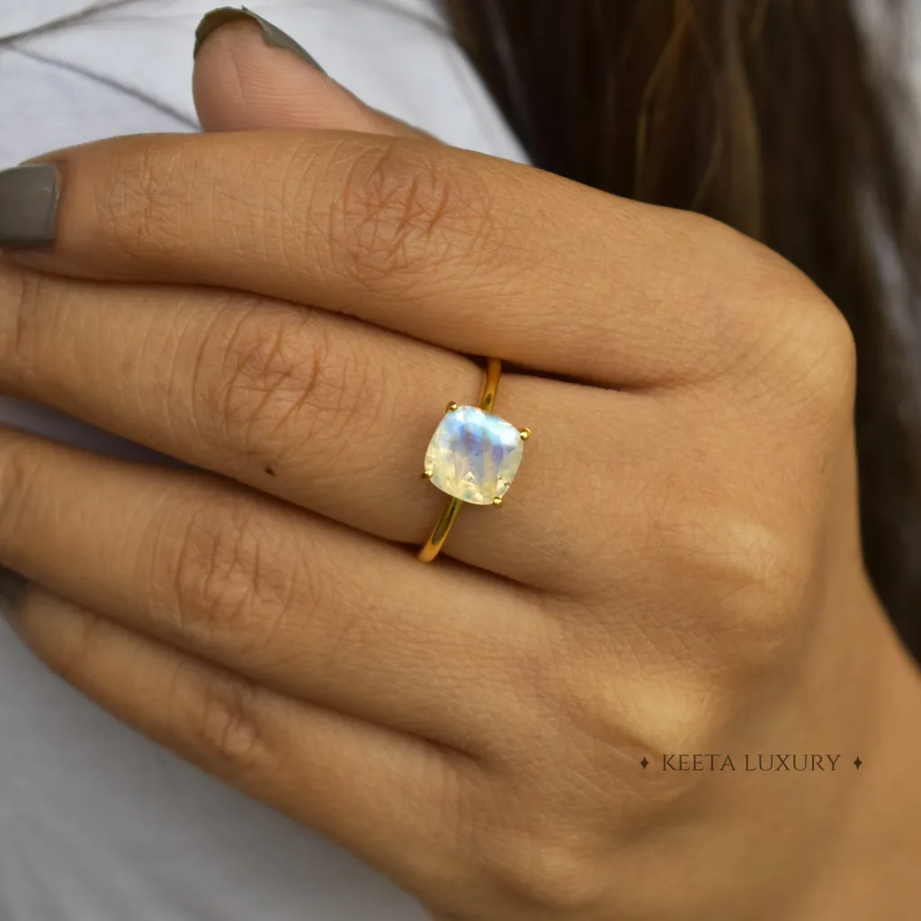 Ethereal moon- Moonstone Ring