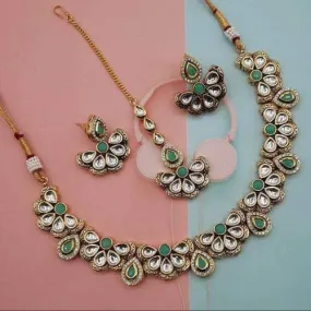 Half Flower Antique Outline Necklace Set