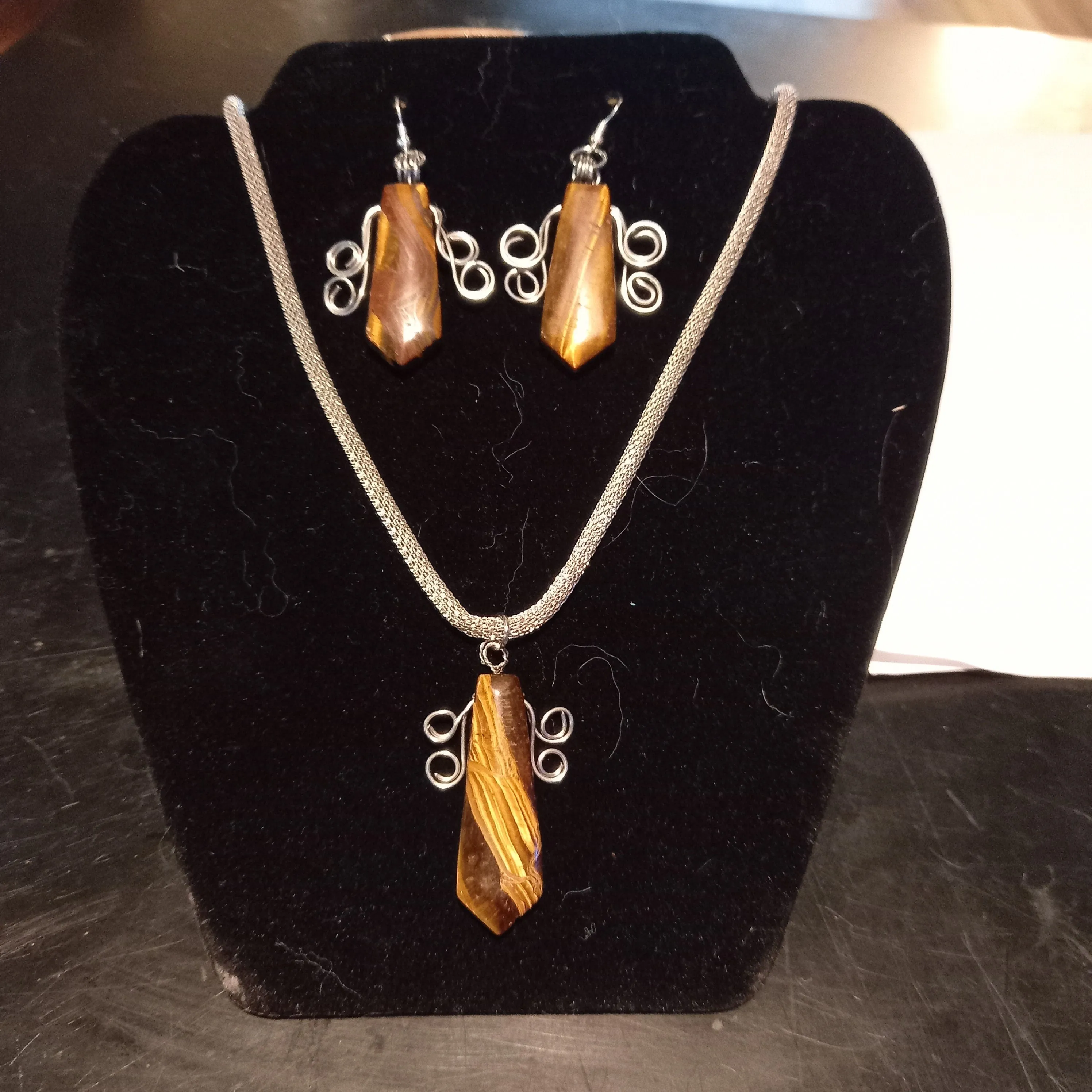 Handmade Tiger Eye Gemstone 3pc Jewelry Set,Drop Earrings   pendant,Gift for Birthday/Mom/Aunt/girlfriend/Christmas/Graduation/Thanksgiving