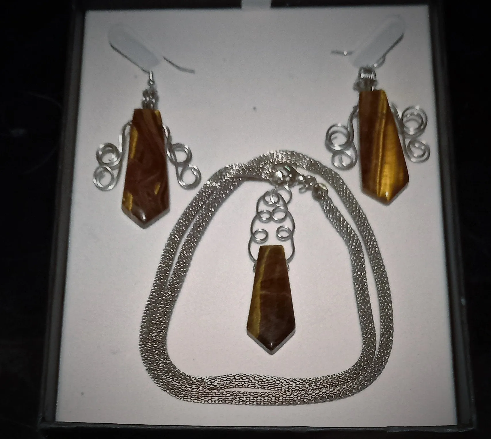 Handmade Tiger Eye Gemstone 3pc Jewelry Set,Drop Earrings   pendant,Gift for Birthday/Mom/Aunt/girlfriend/Christmas/Graduation/Thanksgiving