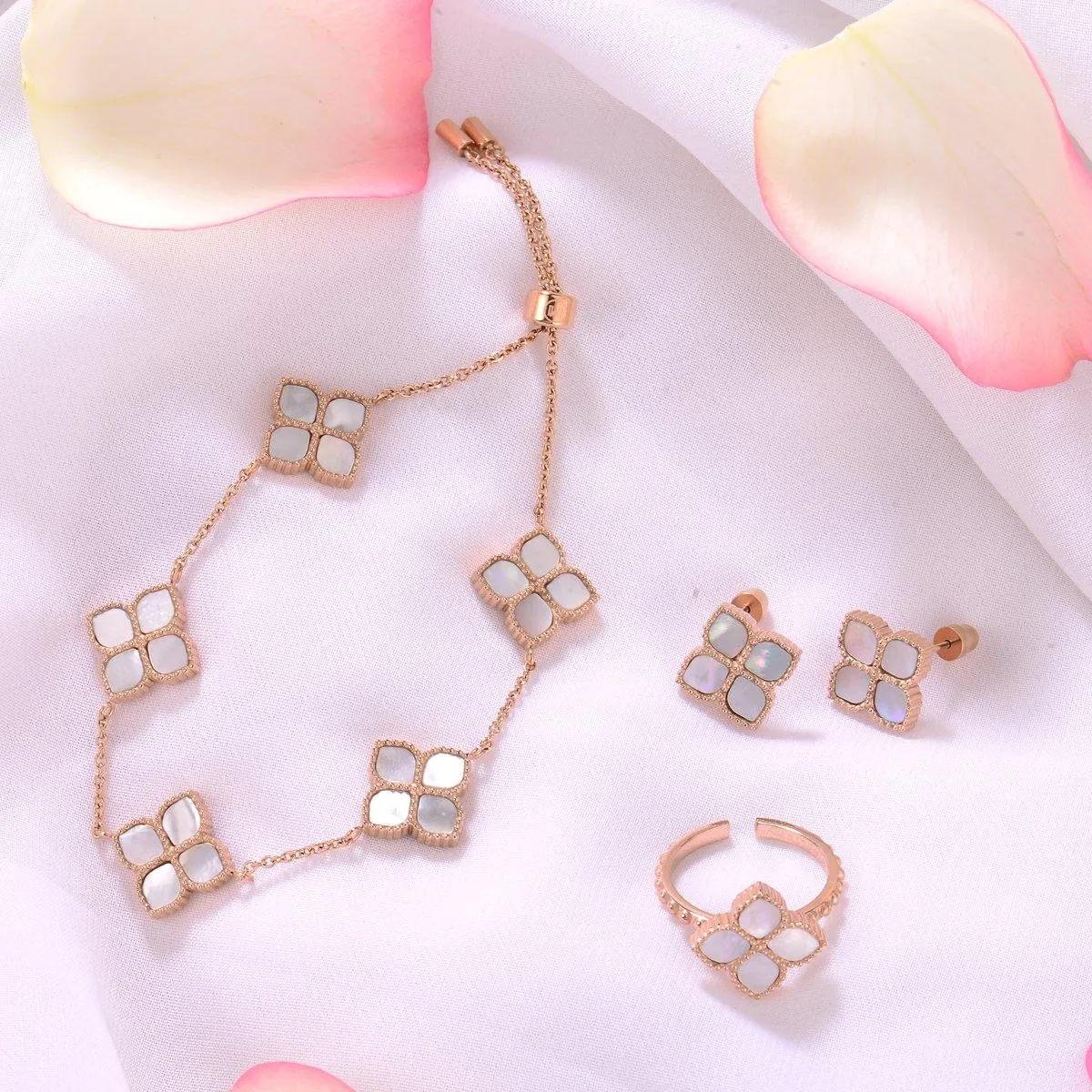 Joory / Choker Pearl Rose Gold Set