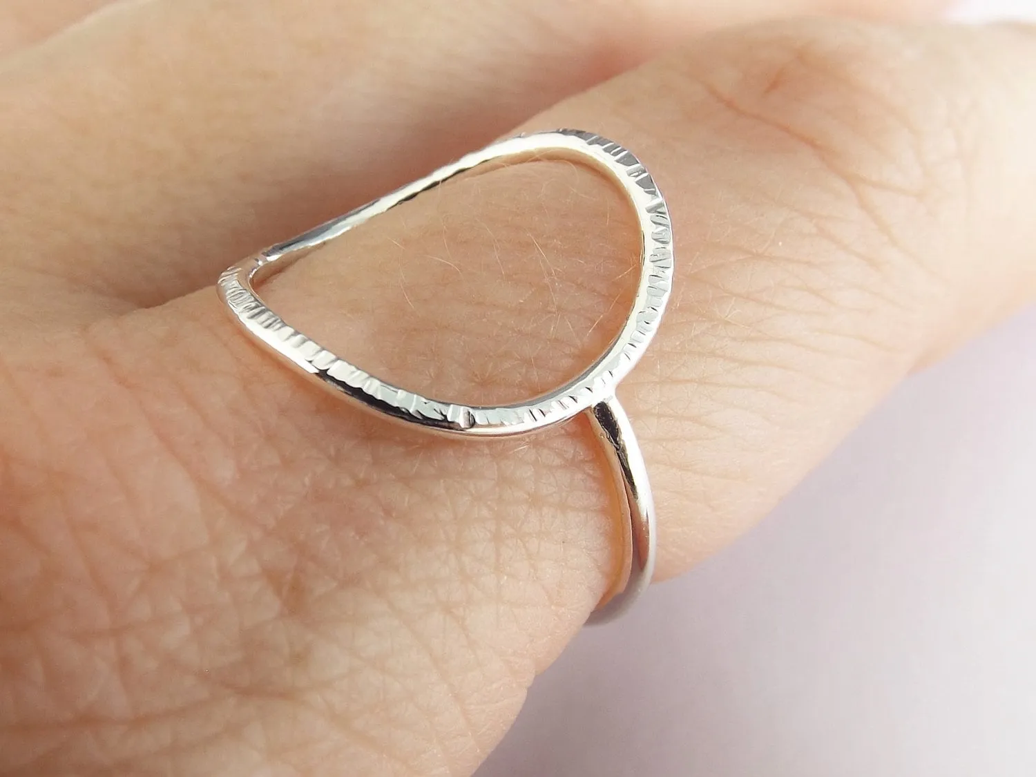 Large Circle Ring,Stacking Rings,Eternity Rings,Silver/Gold Circle Rings,Simple Modern Rings,Karma Circle Ring,Minimalist Jewelry,Karma Ring