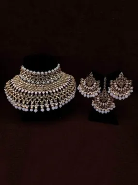 Reverse Ad Bridal Choker Earring And Teeka Set