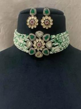 Small Pearls Choker And Earring Set