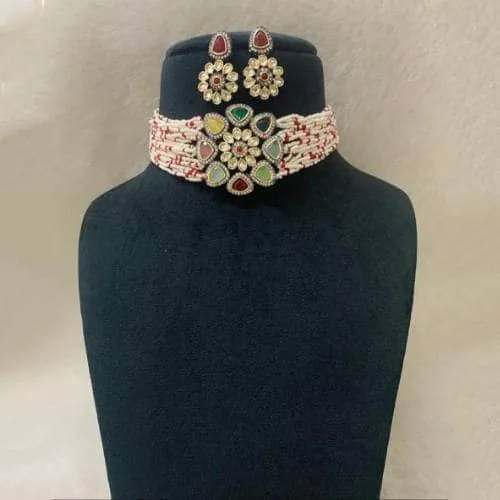 Small Pearls Choker And Earring Set