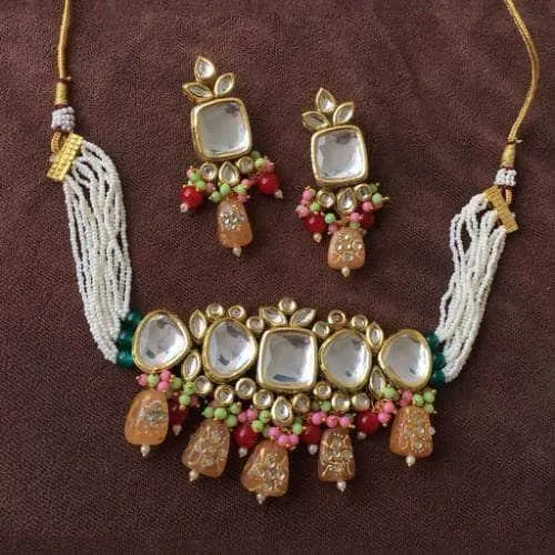 Sukhmani Gambhir In Square Kundan Moti Choker And Earring Set