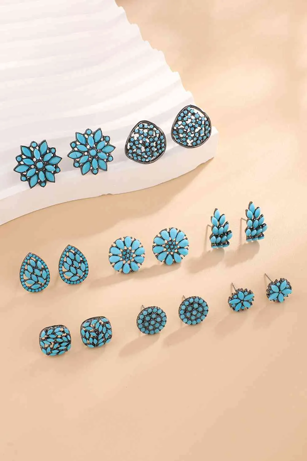 Turquoise Leaf Stud Earrings