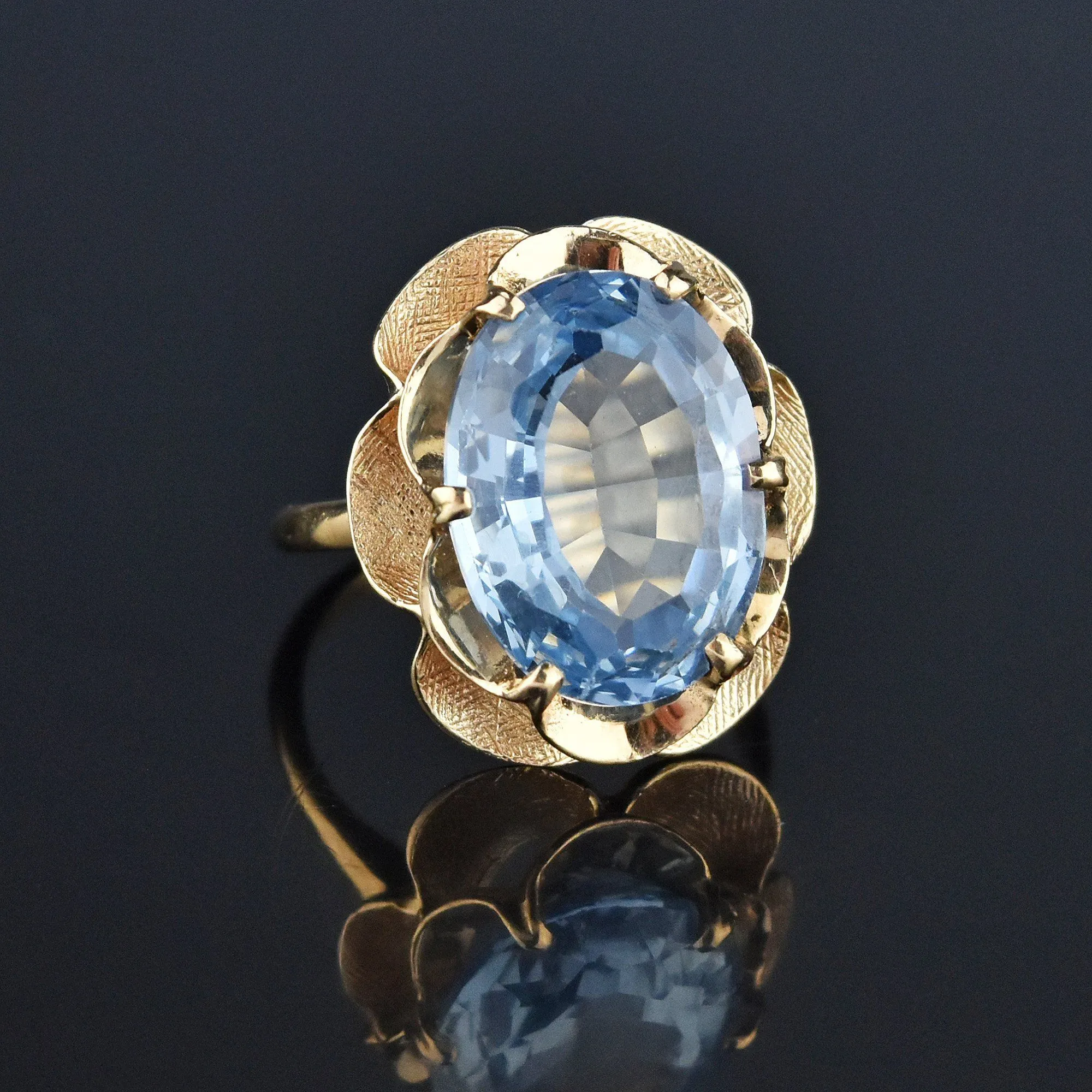 Vintage 10CTW Blue Topaz Gold Double Buttercup Ring